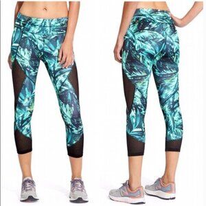 Athleta Napali Mesh Sonar Capri Small